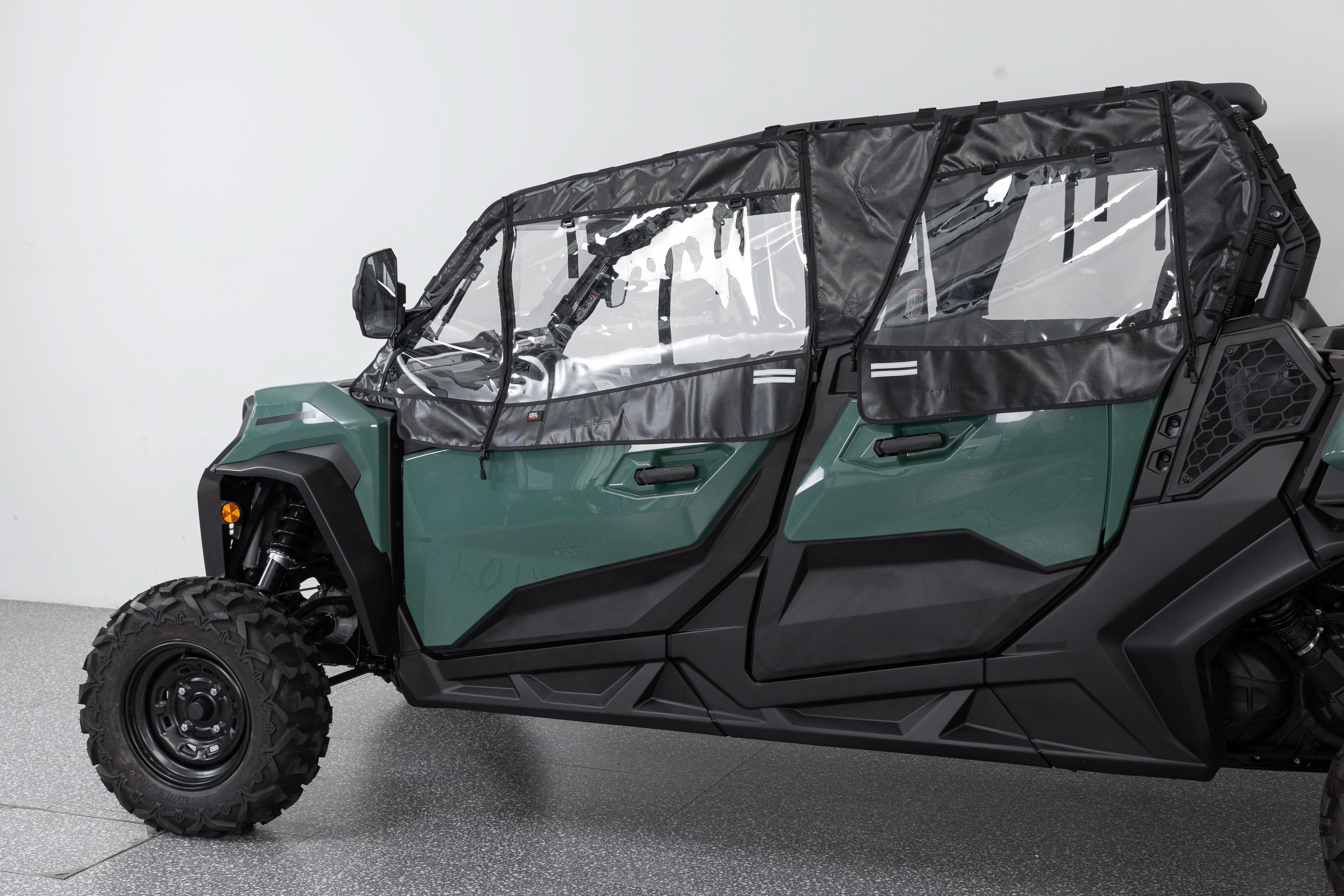 Soft Cab Enclosure Doors For Can-Am Commander MAX – Kemimoto