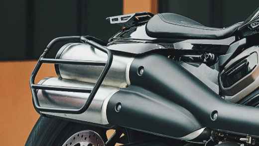 “COMPLETE JOURNEY OF DREAMS and KEMIMOTO logo with KEMIMOTO accessories for Harley Sportster S