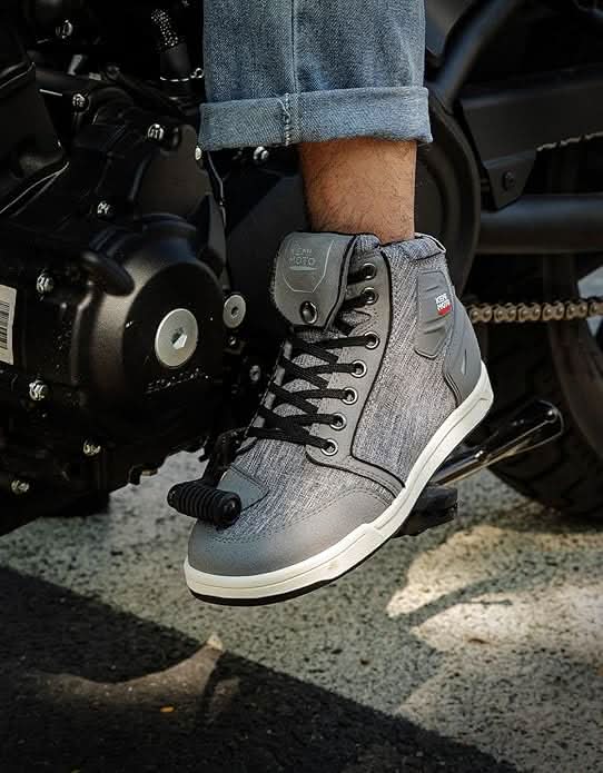 Motorcycle Shoes for Men - Durable Protective Riding Boots - Kemimoto