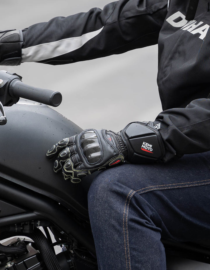 Carbon Fiber Motorcycle Gloves – Kevlar Stitch, ESA Padding & Touchscreen - Kemimoto