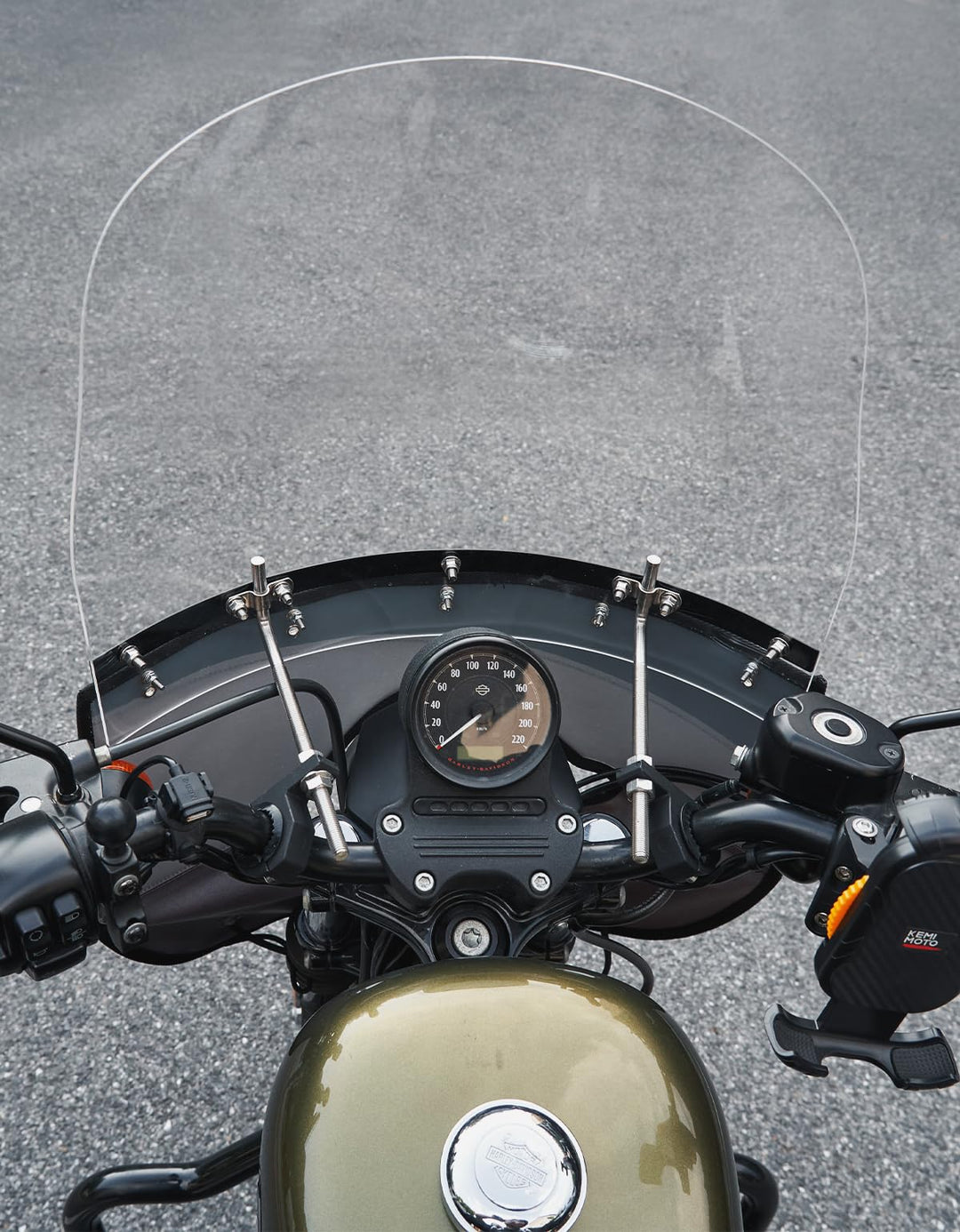 Motorcycle 18"x16" Clear Windshield With Windshield Cloth