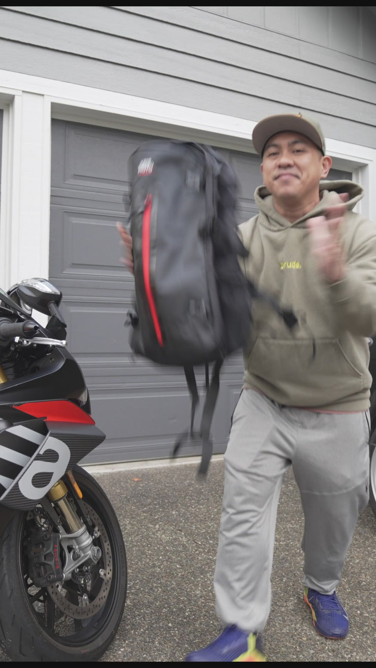20L Motorcycle Helmet Backpack with Hidden Helmet Net – Kemimoto