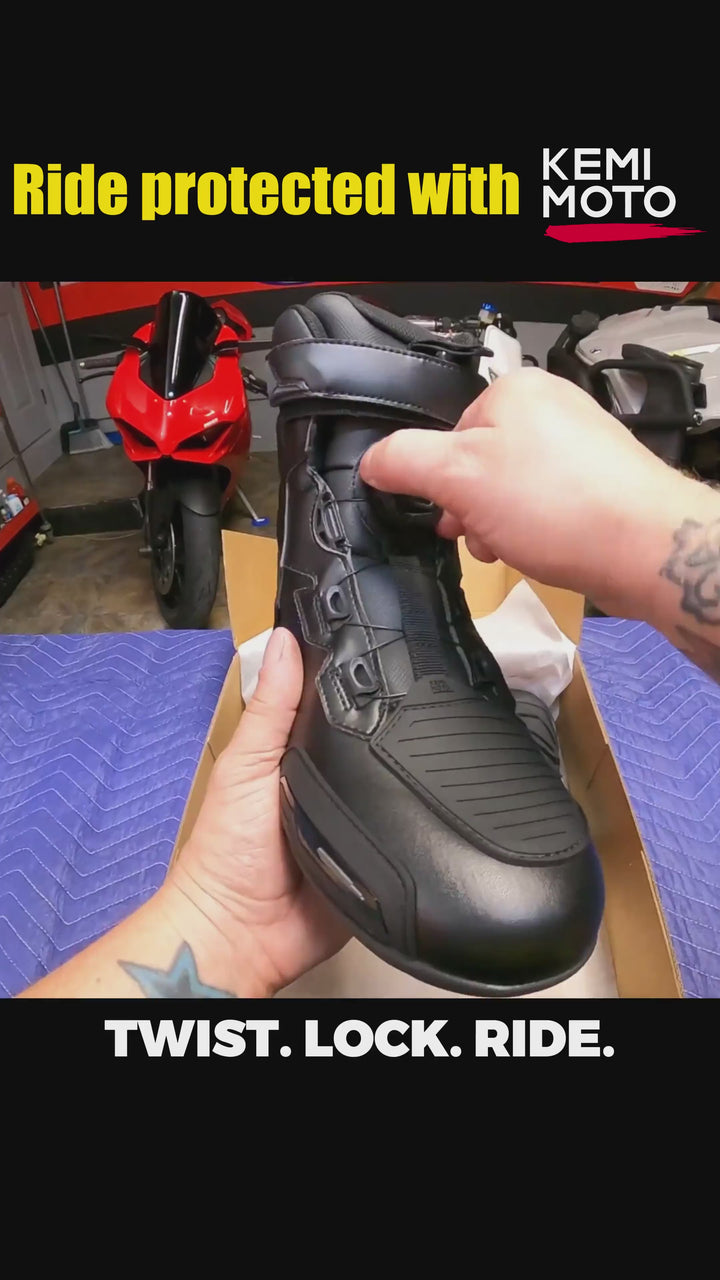 Men's Motorcycle Boots with Quick-Release ATOP Knob