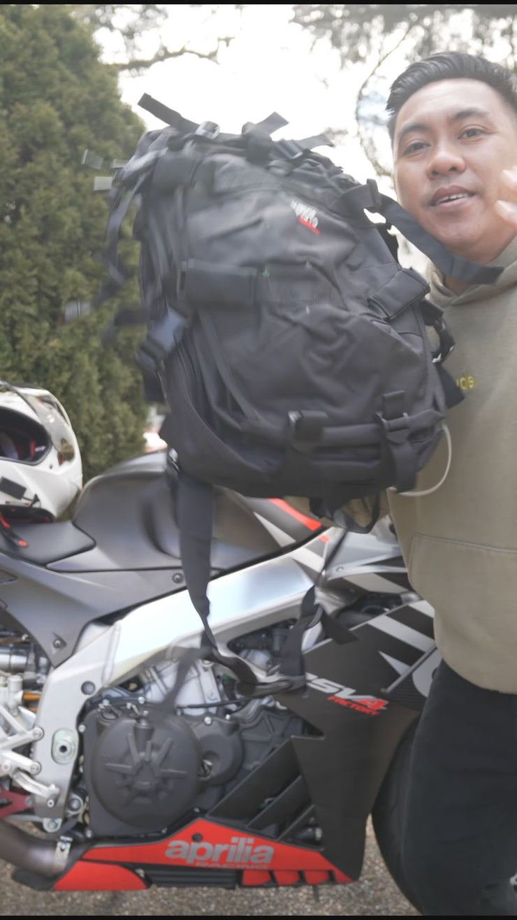 37L Motorcycle Helmet Backpack with USB-charge Port – Kemimoto